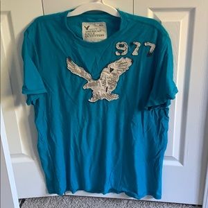 Men’s American Eagle tee